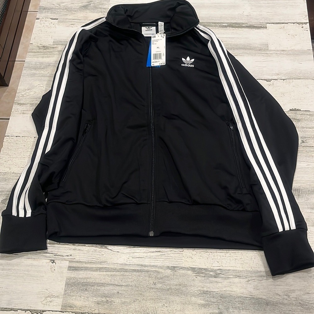 adidas jacket comfy perfect for GYM